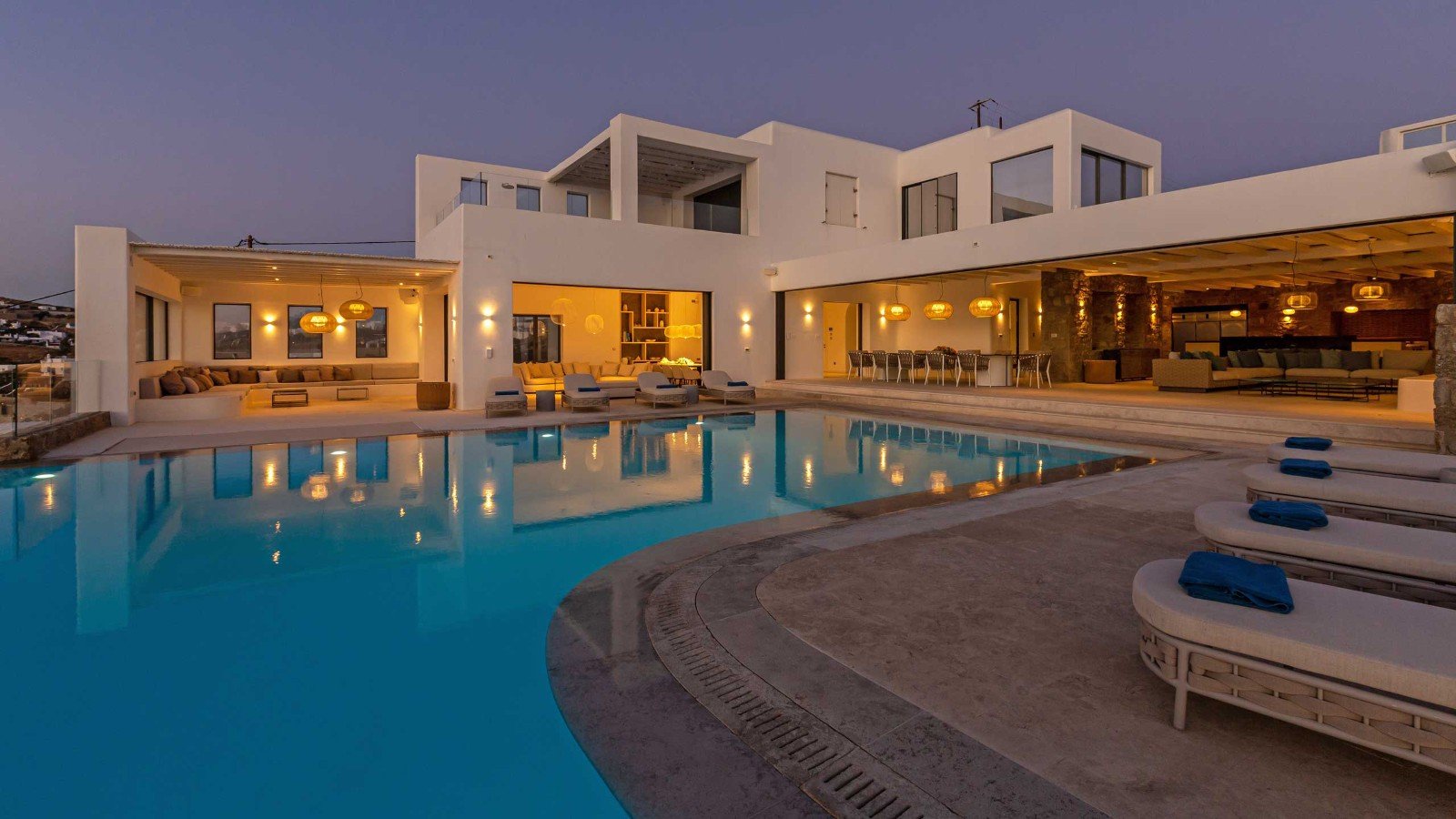CJ-Commercial-Corniche Luxury Resort Hotel, Mykonos, Greece (9).jpg